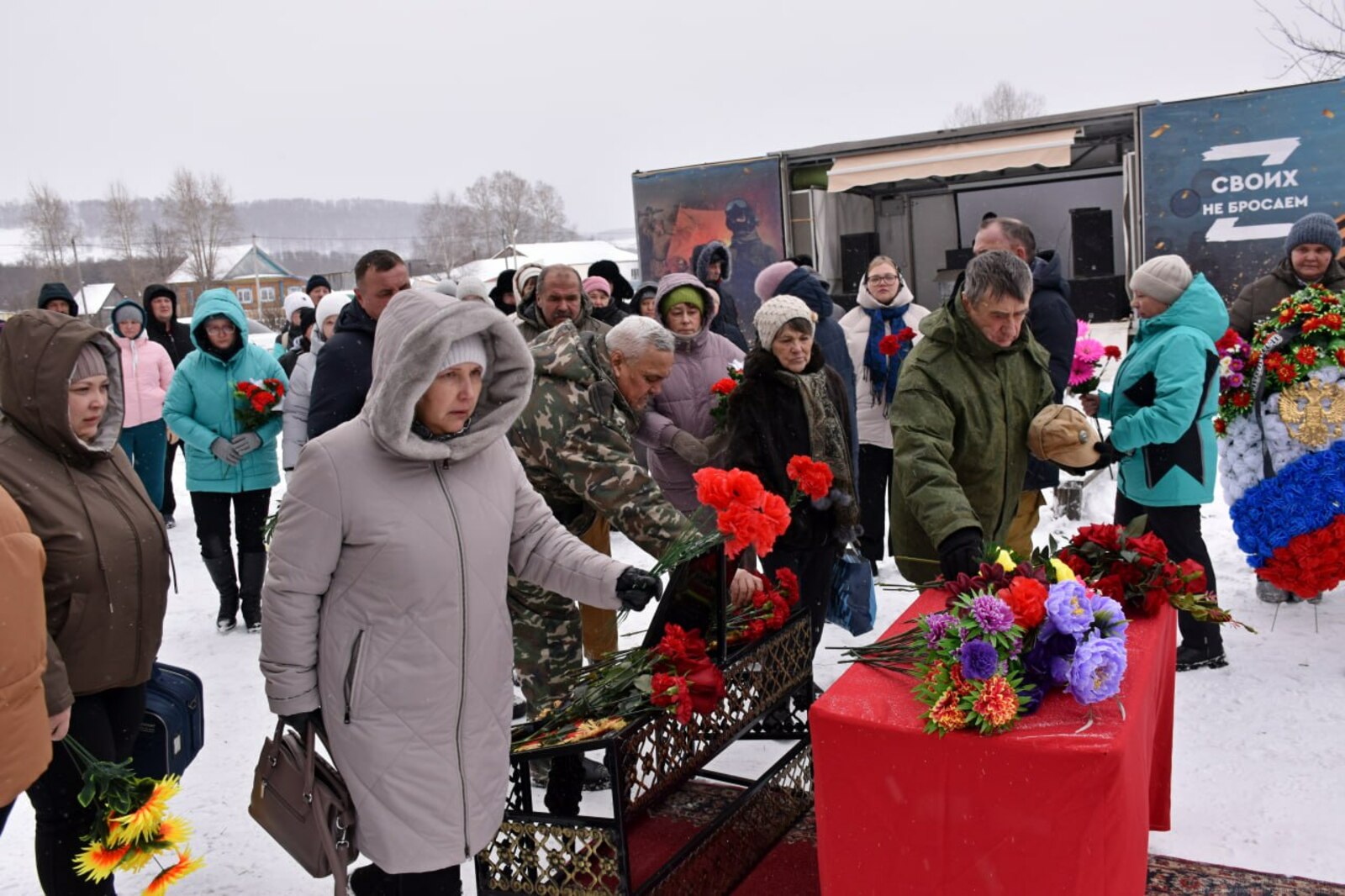 В селе Дуванского района состоялся прощальный митинг
