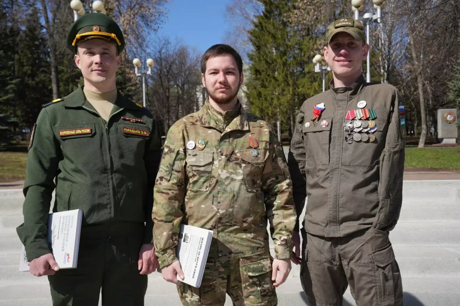 Ветераны СВО почтили День Победы чтением стихов и рассказали о своем пути