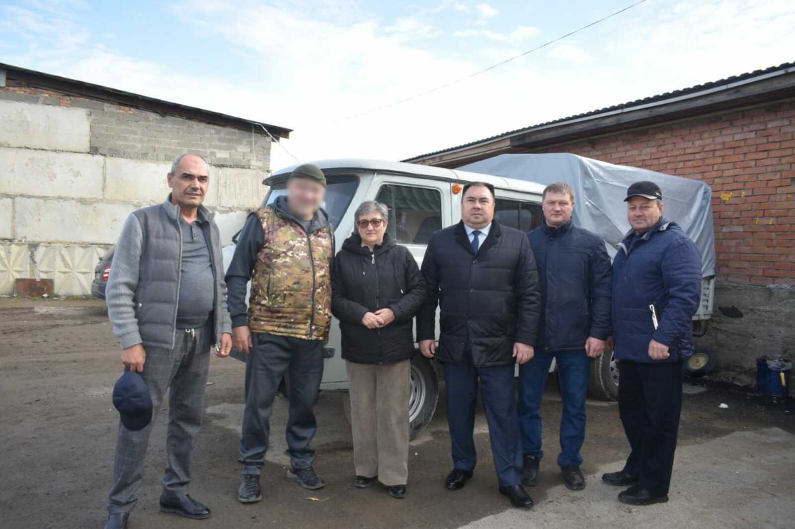 В Дуванском районе строительная организация отправила на СВО второй внедорожник