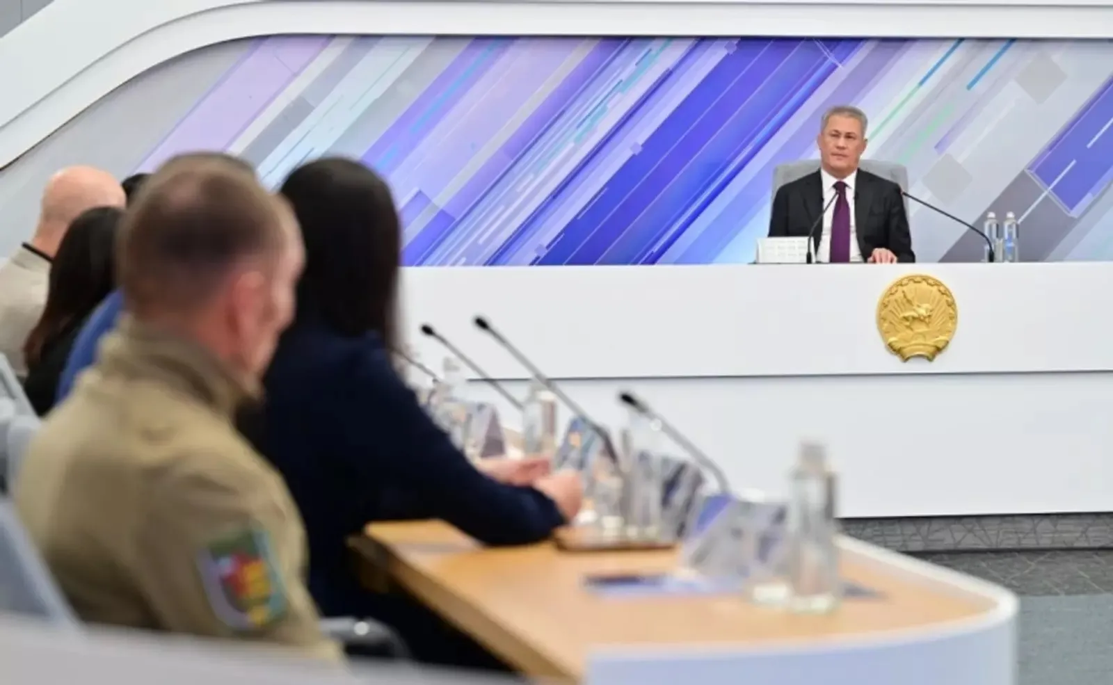 Названы самые популярные вопросы к "прямой линии" Главы Башкирии