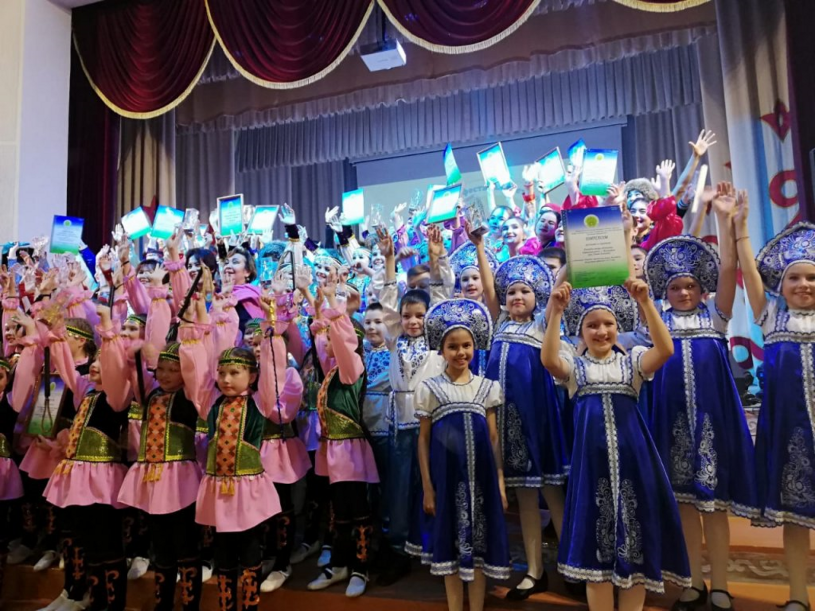 В Дуванском районе провели первый хореографический конкурс