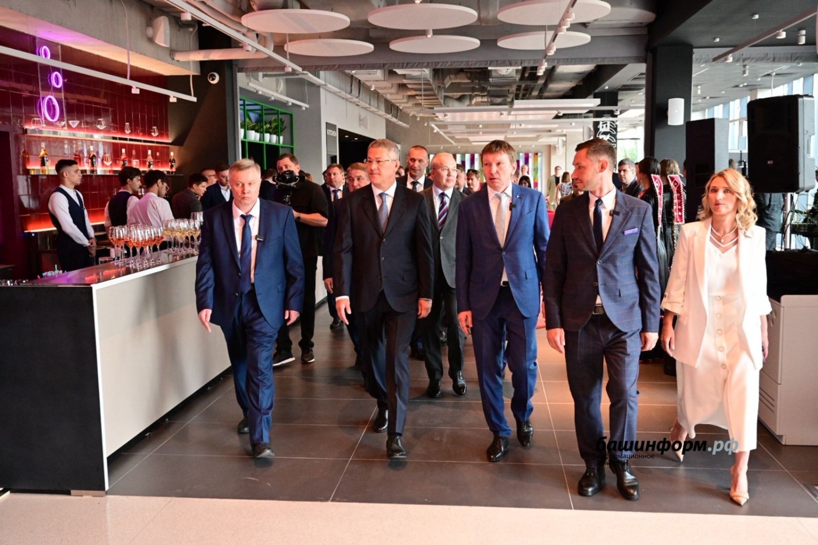 Глава Башкирии принял участие в церемонии открытия отеля при аэропорте «Уфа»