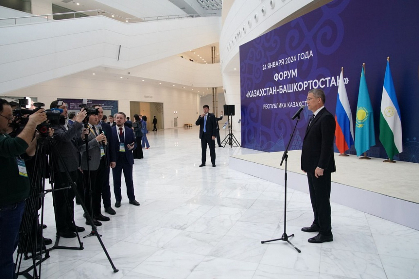 Радий Хабиров подвел первые итоги работы делегации Башкортостана в Казахстане