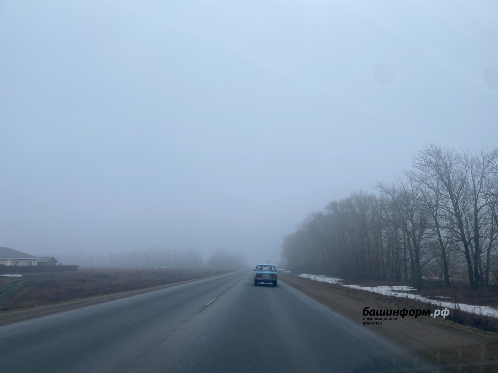 Водителям Башкирии рассказали о мерах предосторожности во время тумана