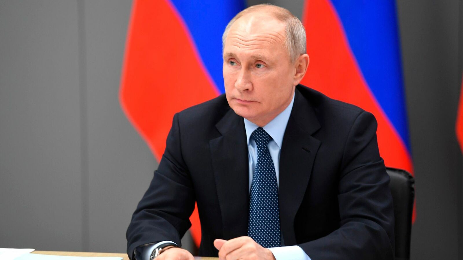 Президент России подписал закон о соцподдержке вдов участников боевых действий