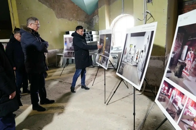 Глава Башкирии ознакомился с ходом капитального ремонта музея Салавата Юлаева