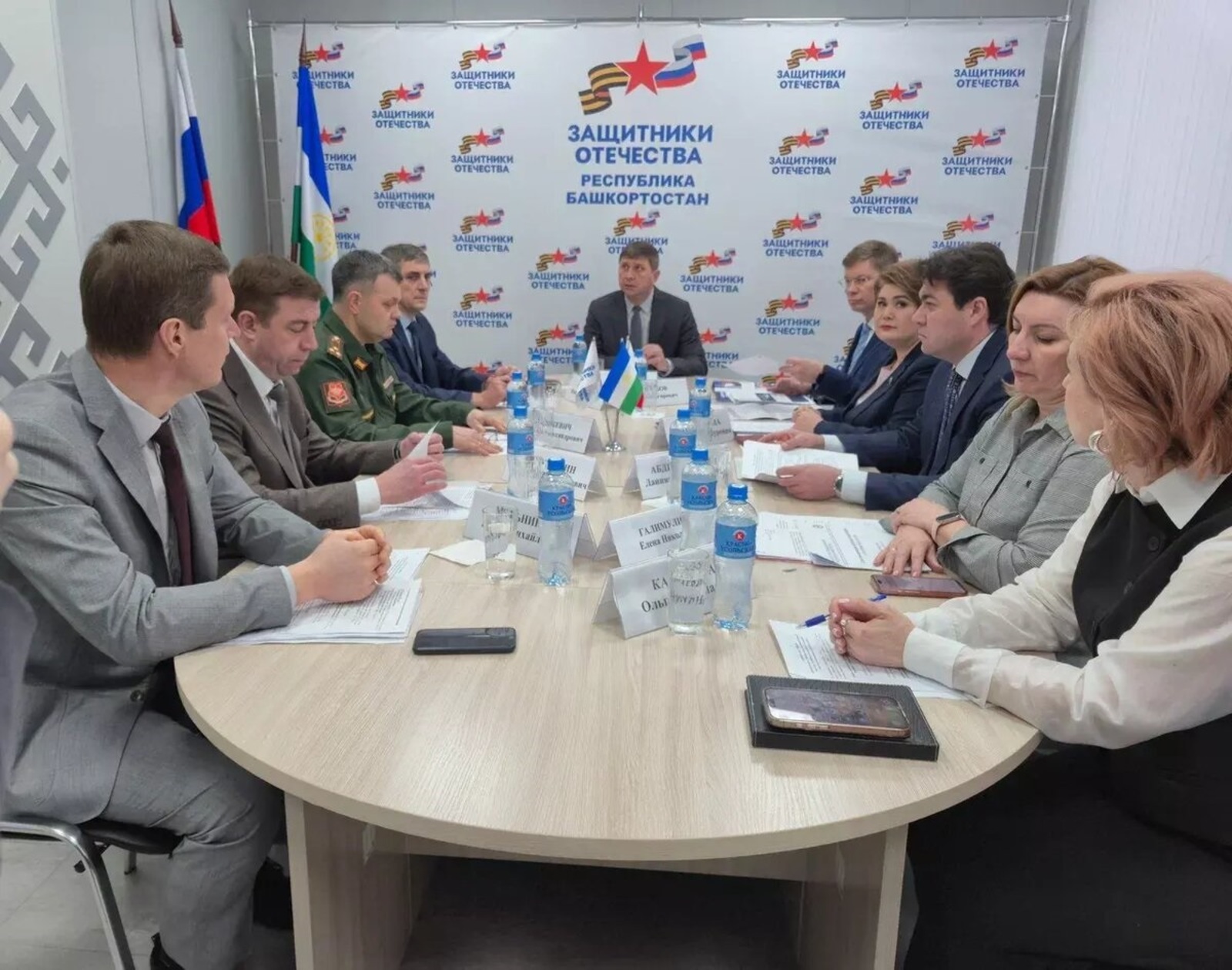 Александр Тихонов посетил филиал фонда «Защитники Отечества» в Башкортостане