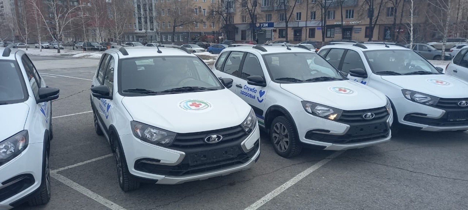 Месягутовская ЦРБ получила новые автомобили