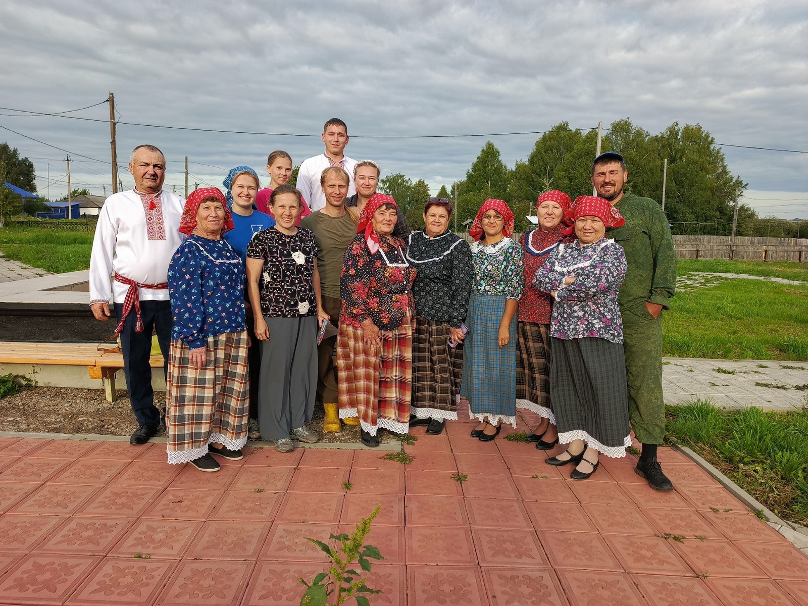 В Дуванском районе побывал фольклорный коллектив из Челябинской области