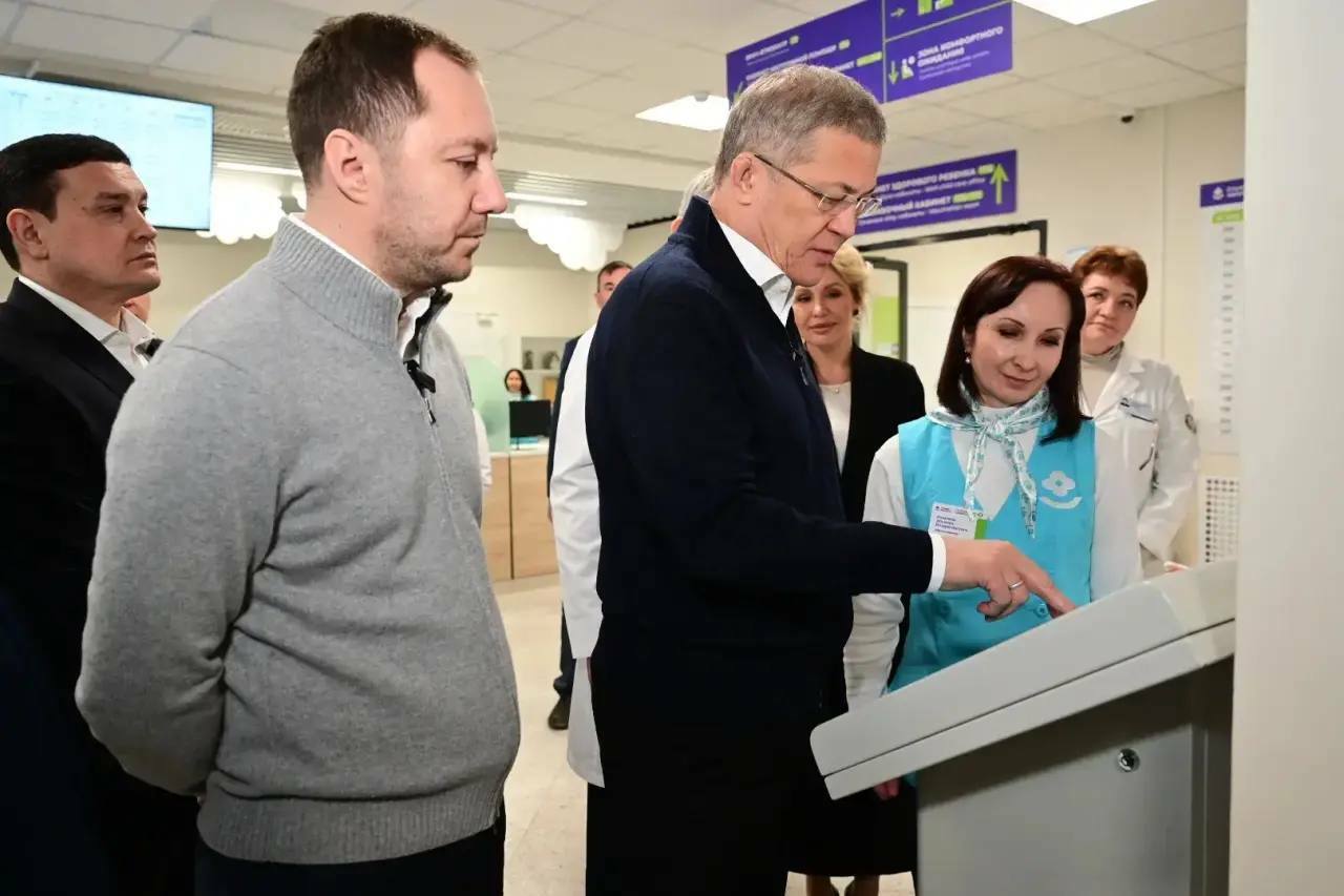 Радий Хабиров открыл в Башкирии новую детскую поликлинику